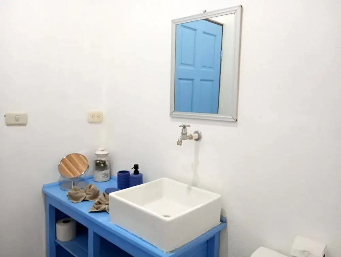 TamaHostel & Glamping