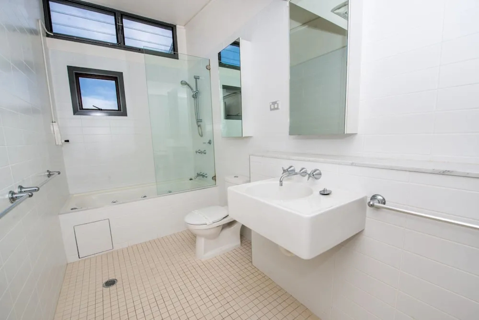 One Mile Ridge 9/26 One Mile Close