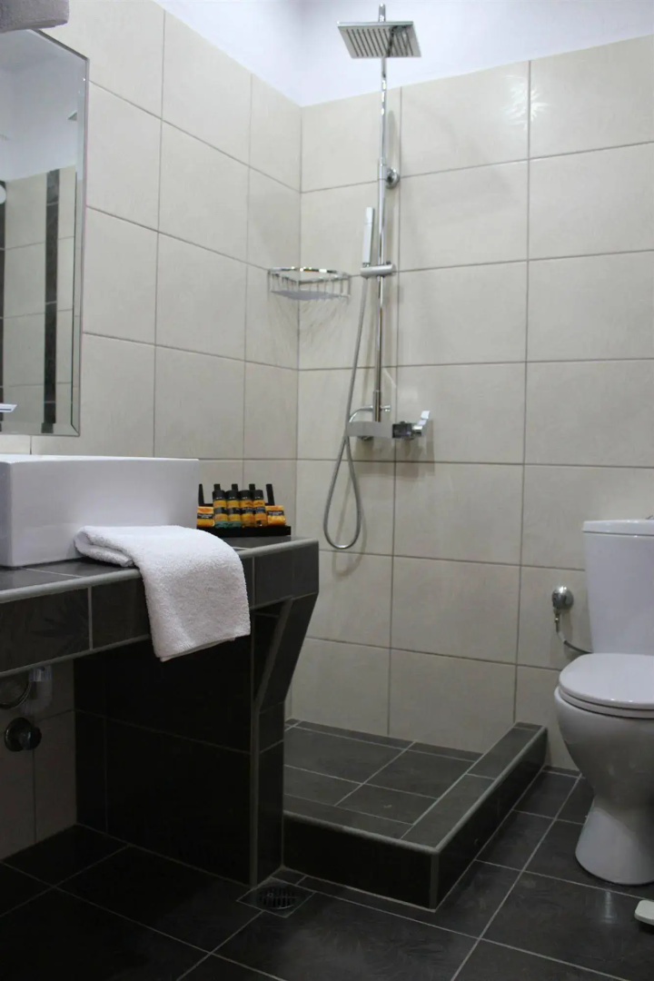 Zeus Hotel