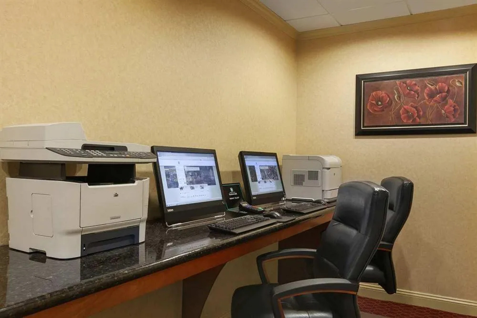 Embassy Suites by Hilton Pittsburgh International Airport