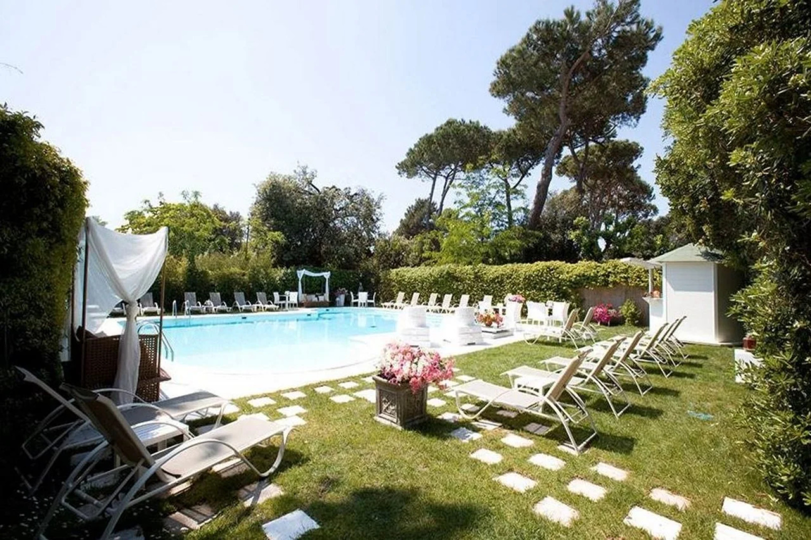 JR Resort Logos Forte dei Marmi