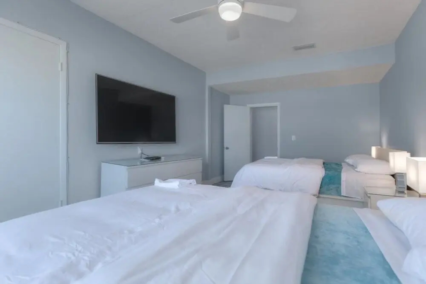 Sea La Vie Beach Oceanfront Patio Pet Friendly