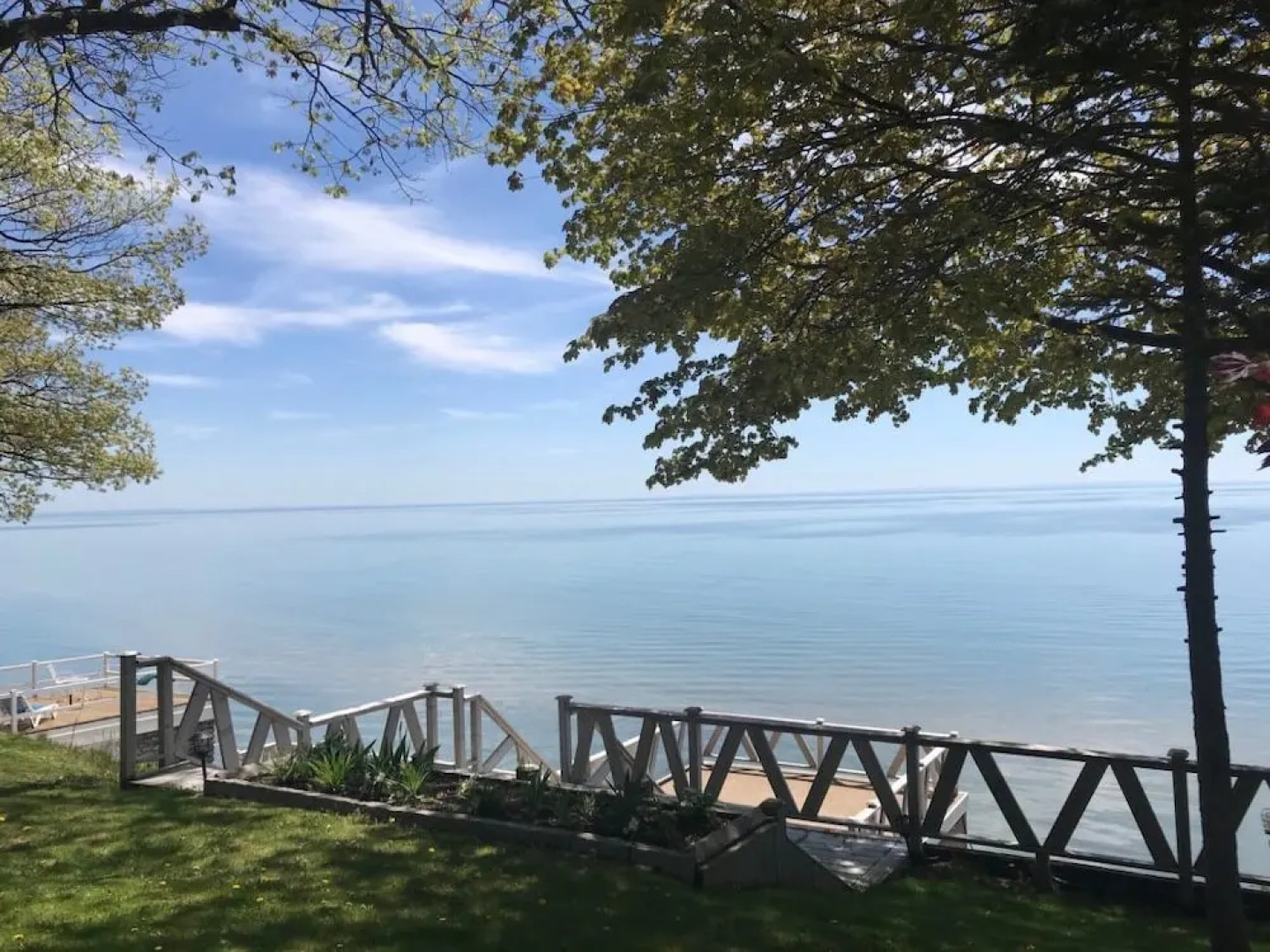 Niagara Beachfront Home