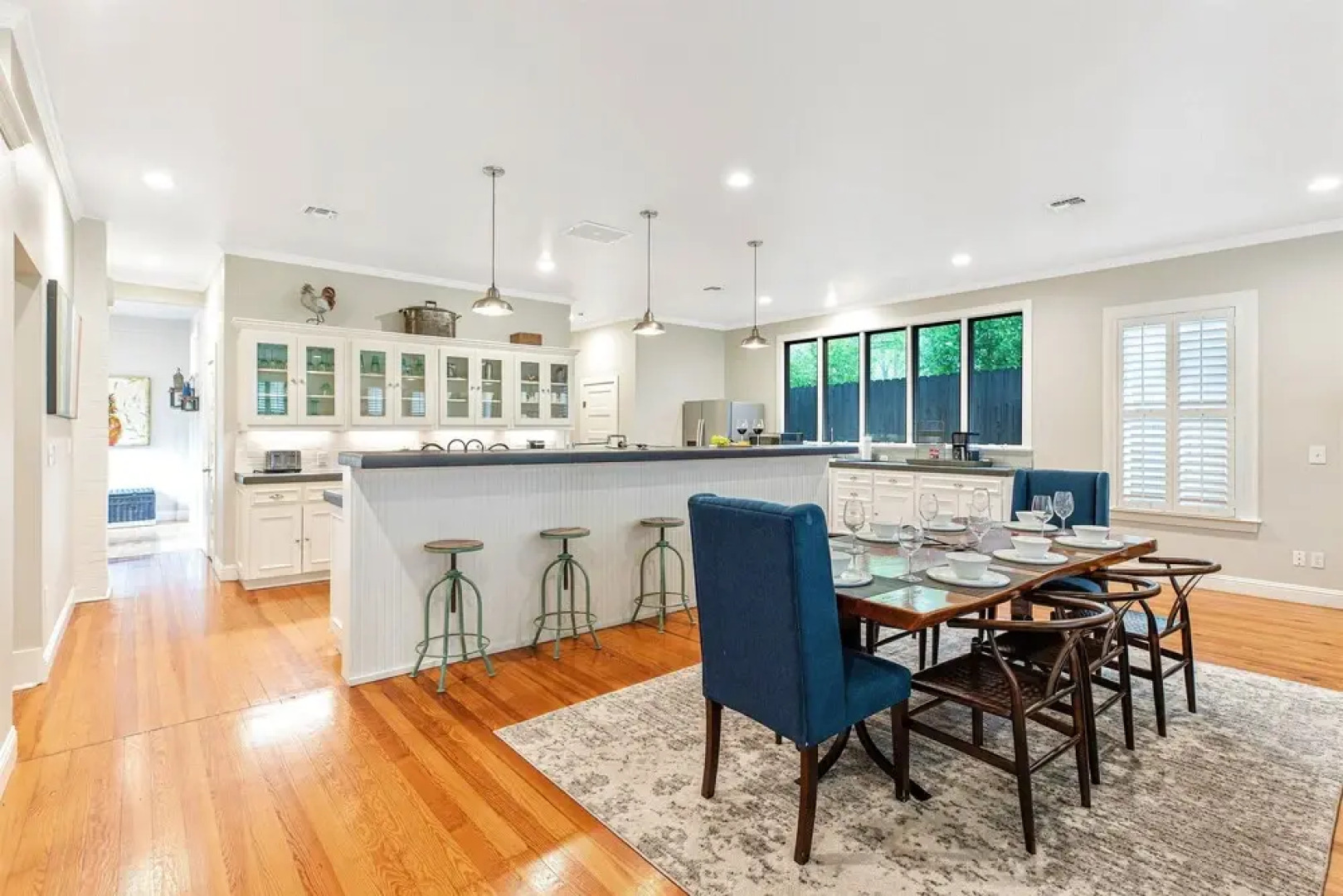 Heart of Fredericksburg w/Pool,Hot-Tub&Grill