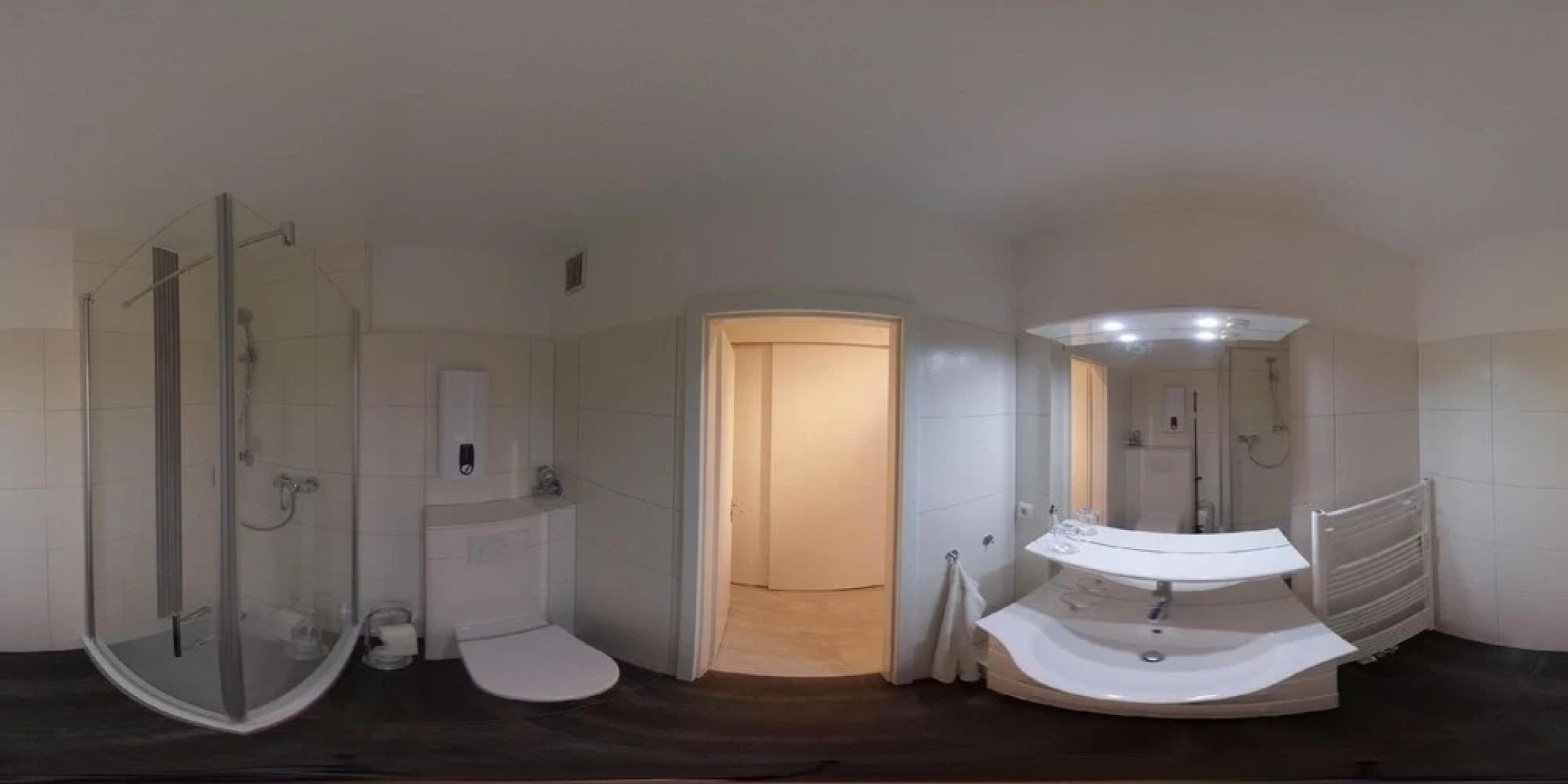 Res/410 - Residenz -teilseeblick