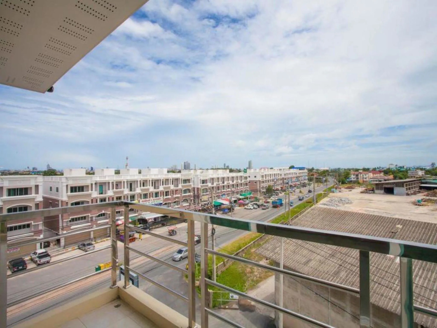 OYO 488 Delight Residence