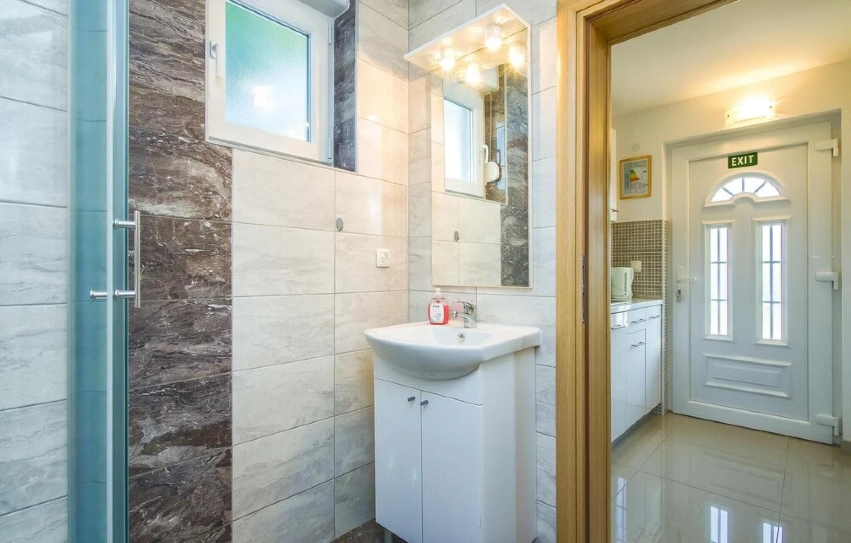 Beautiful Home in Mali Rat With Wifi and 0 Bedrooms