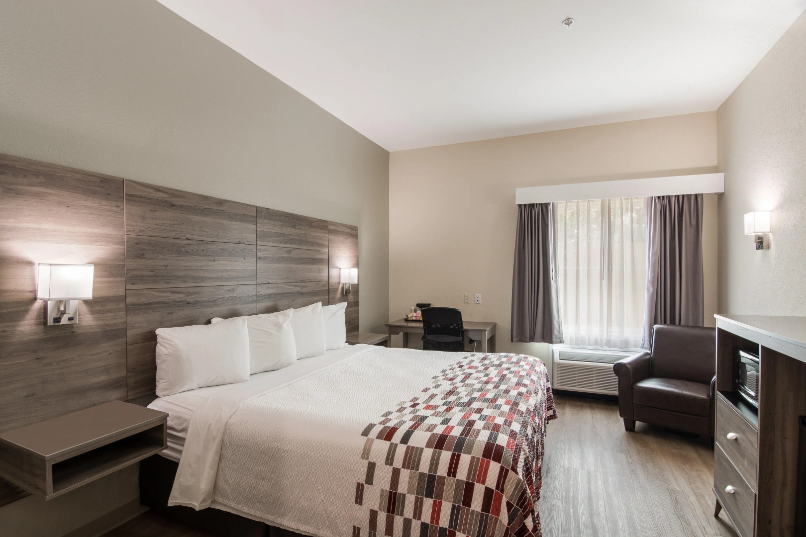 Red Roof Inn Panama City