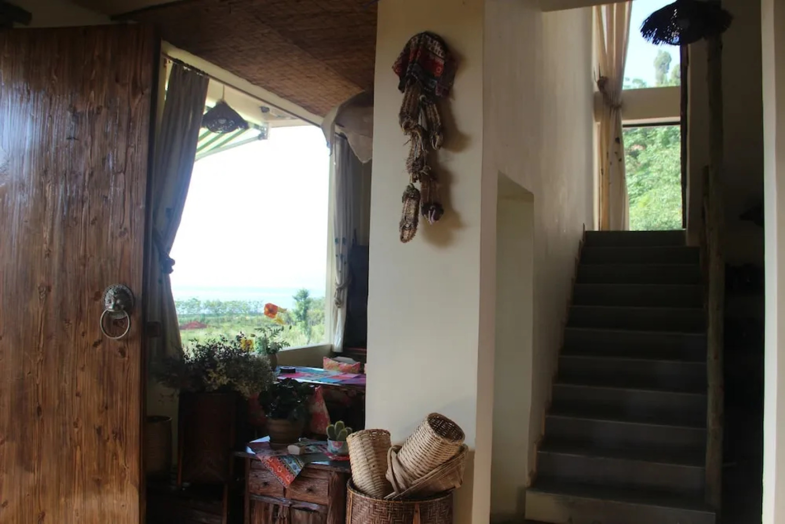 Buyi Hotel Resort Fuxian Lake