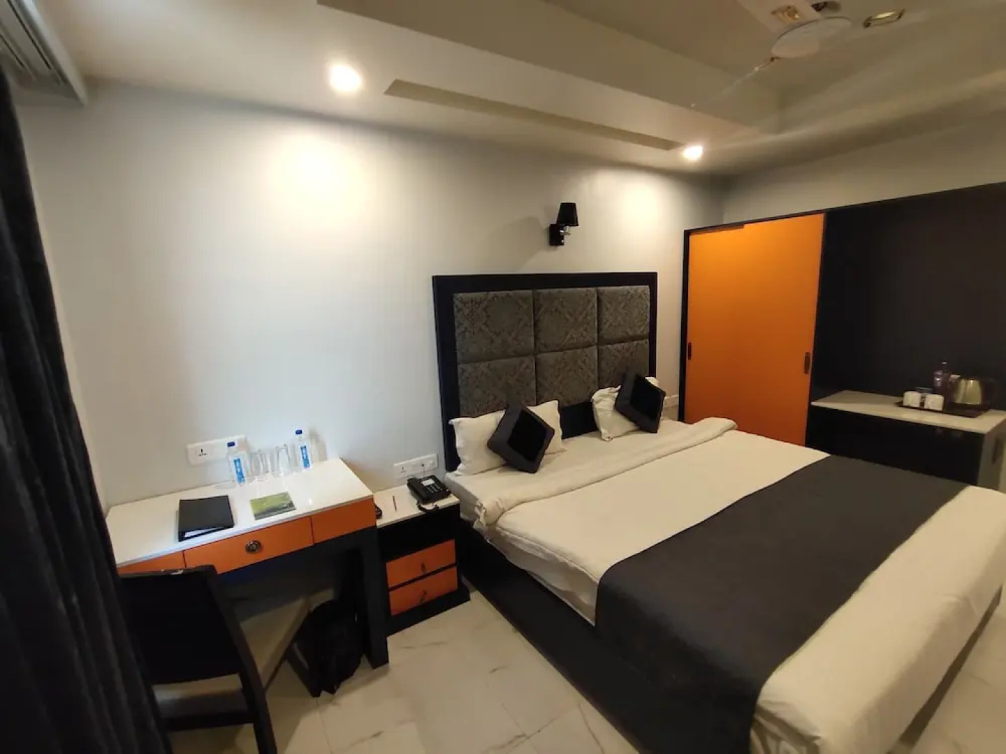 Regenta Inn Vadodara