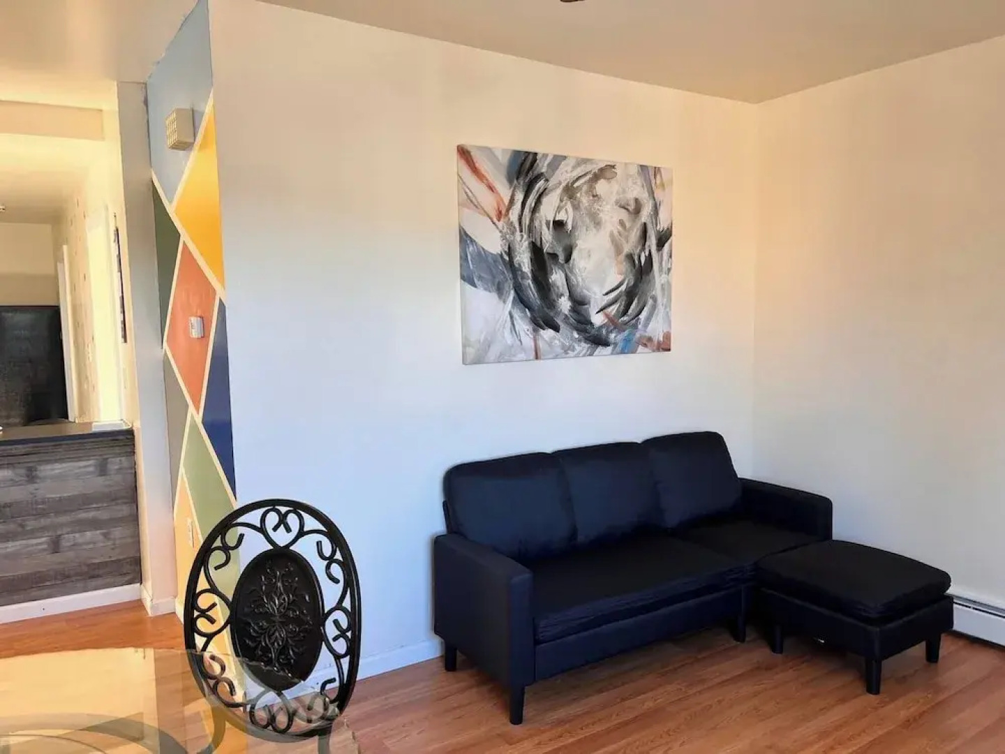 Amazing Three Bedrooms Apartment