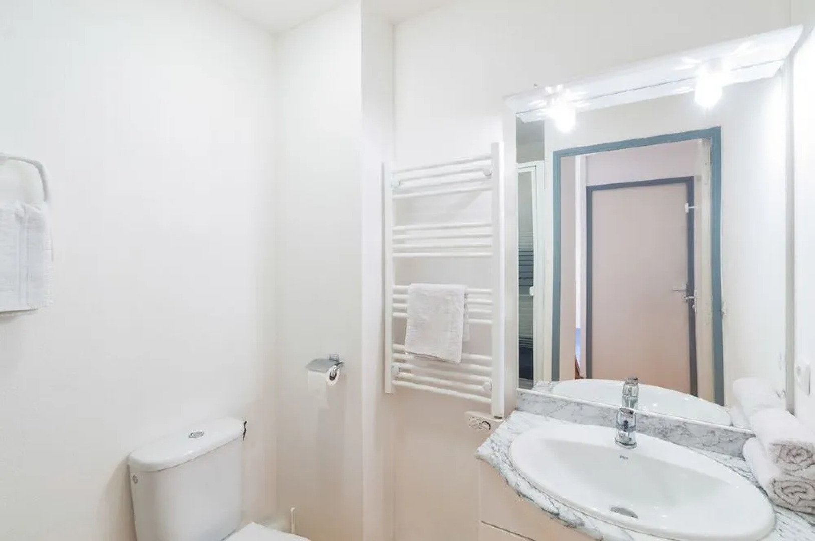 Odalys Residence Les Berges du Canal du Midi