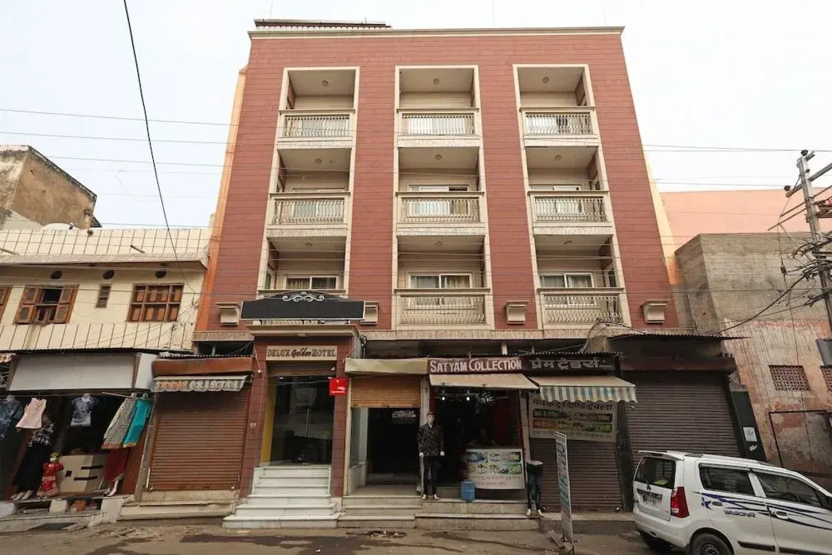 OYO 10277 Hotel Delux Golden