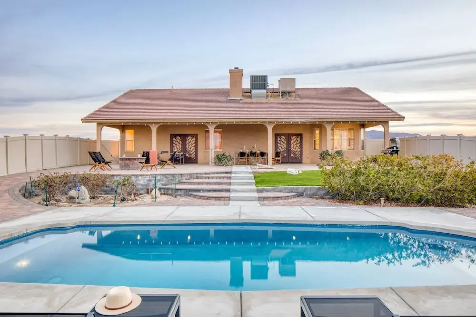 Salton by Avantstay Luxury Desert Estate w/ A Gorgeous Interior, Pool, Patio & Ping Pong!