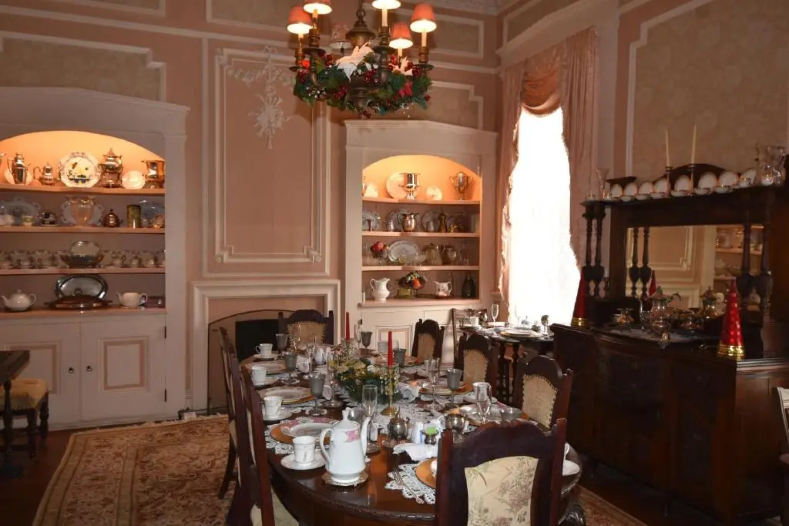 Corners Mansion Inn - A Bed & Breakfast