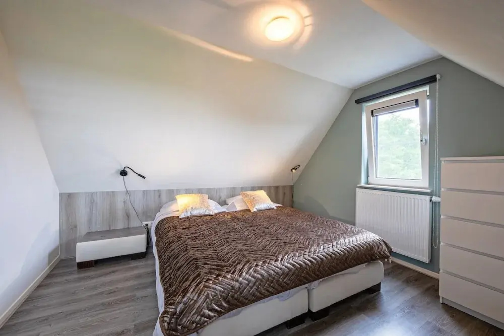 Holiday Home With Pets-friendly