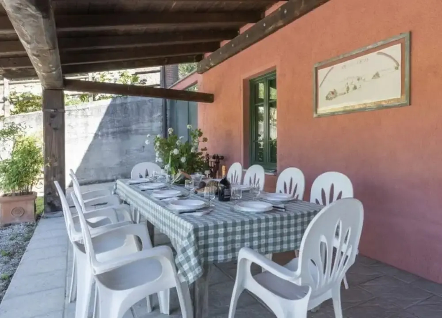Villa Popiglio Comfortable Holiday Residence