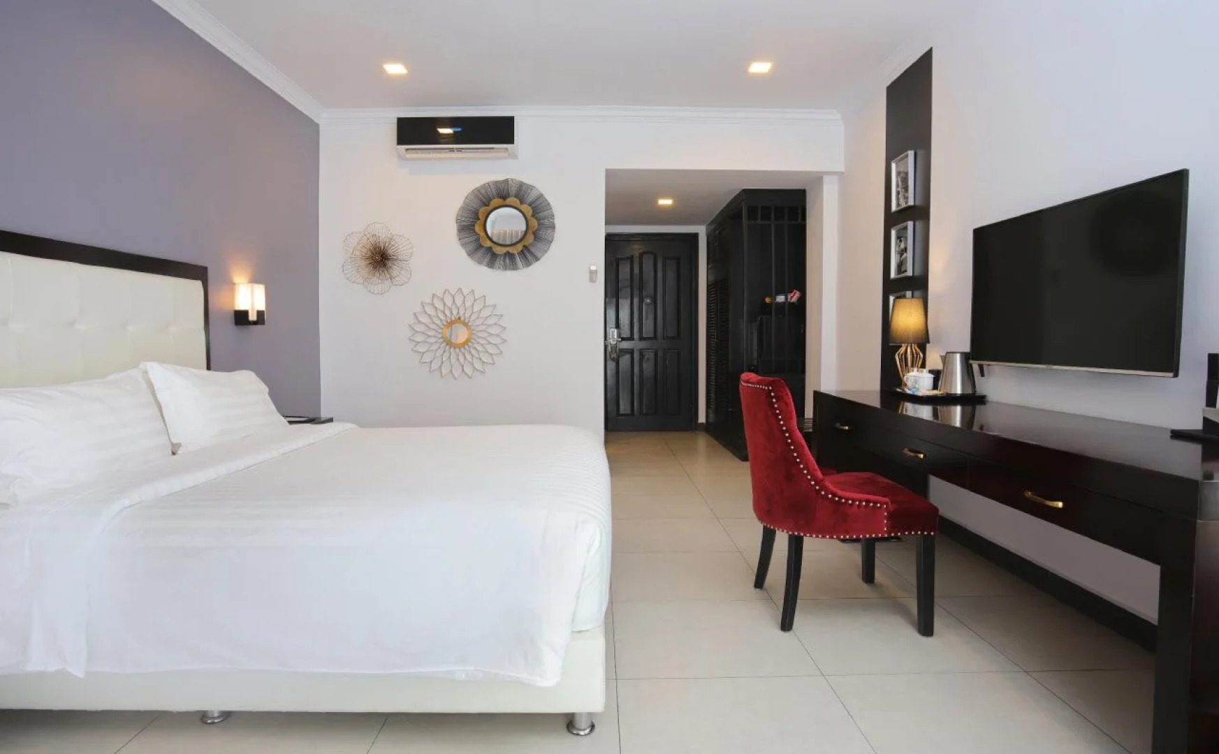 Queenco Hotel & Casino