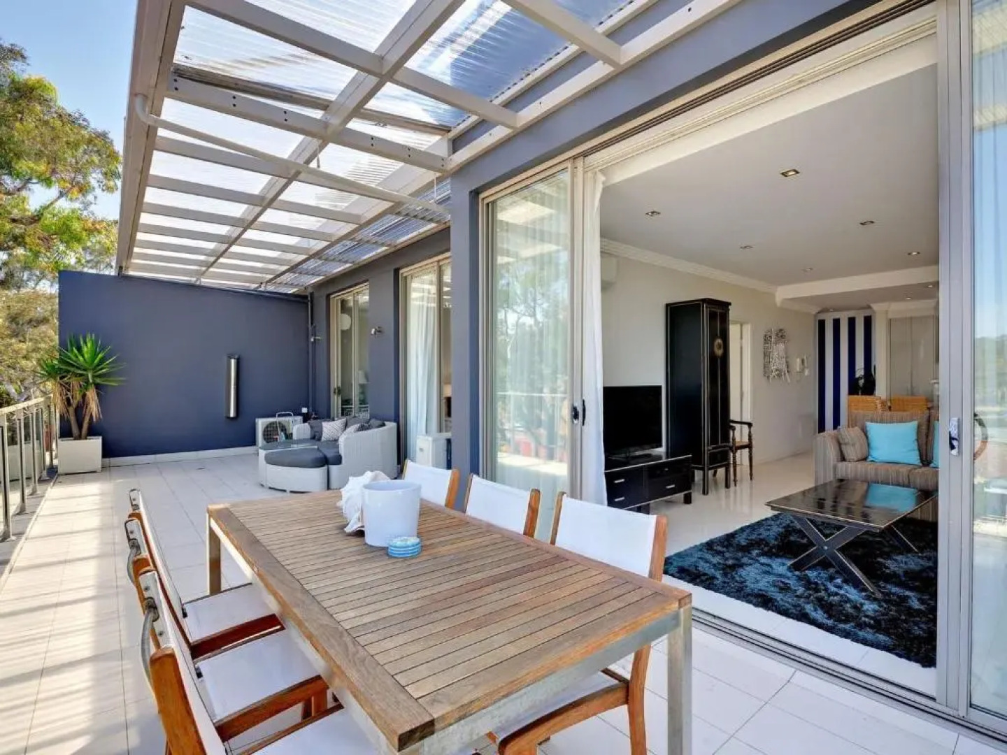 Aura Unit 12 - Shoal Bay