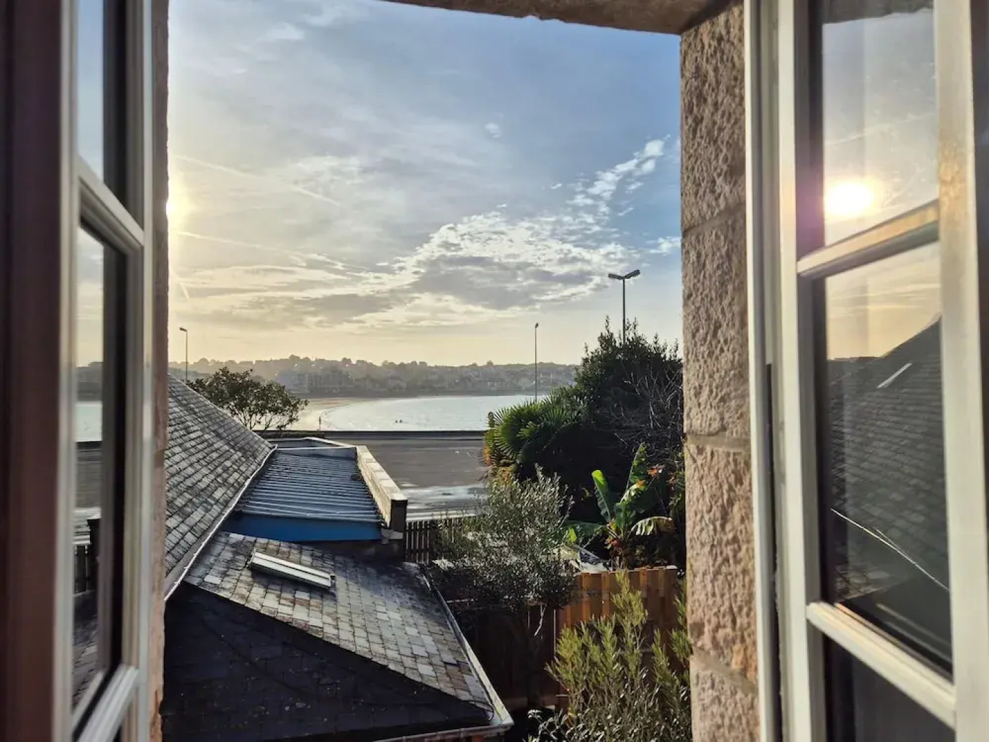 Nice Holiday Flat, 100 m From the Beach, Erquy