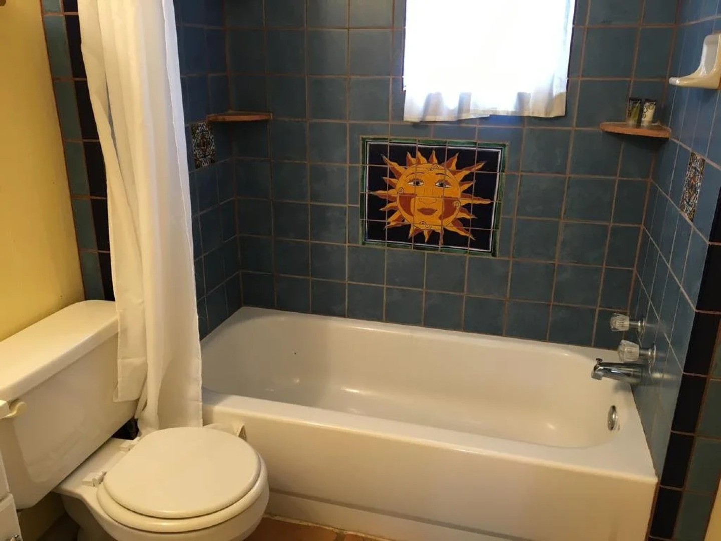 Taos Goji Farm & Eco-Lodge Retreat