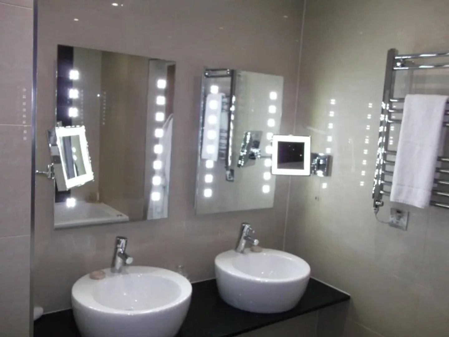 Manor House Hotel & Spa