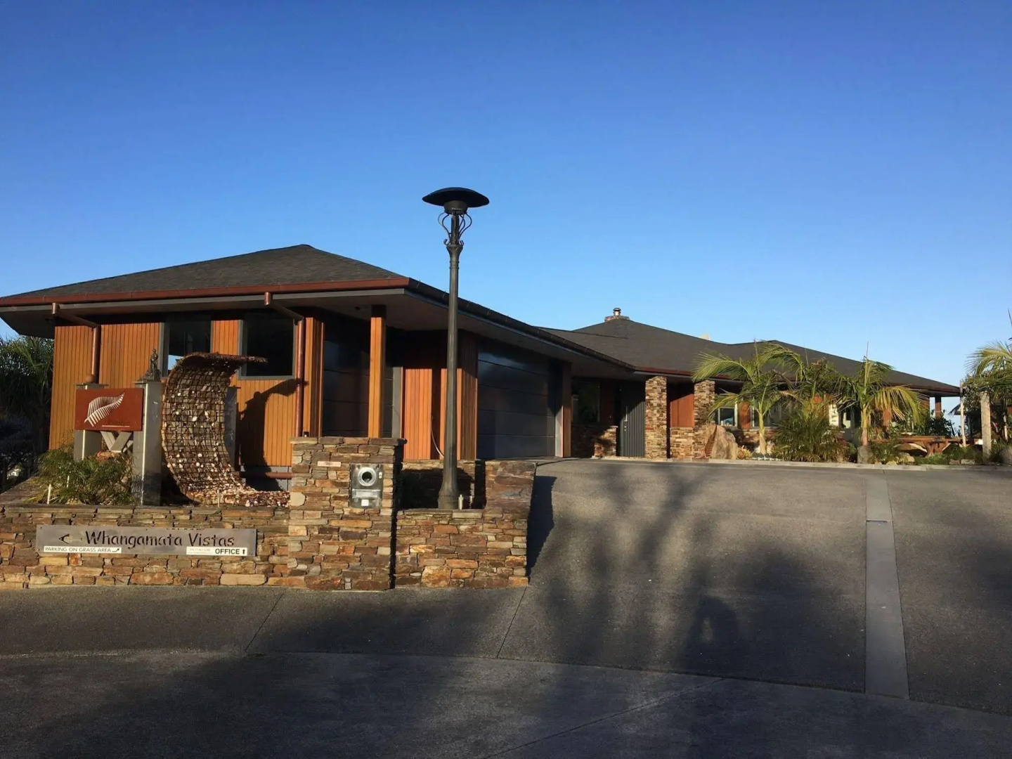 Whangamata Vistas B&B
