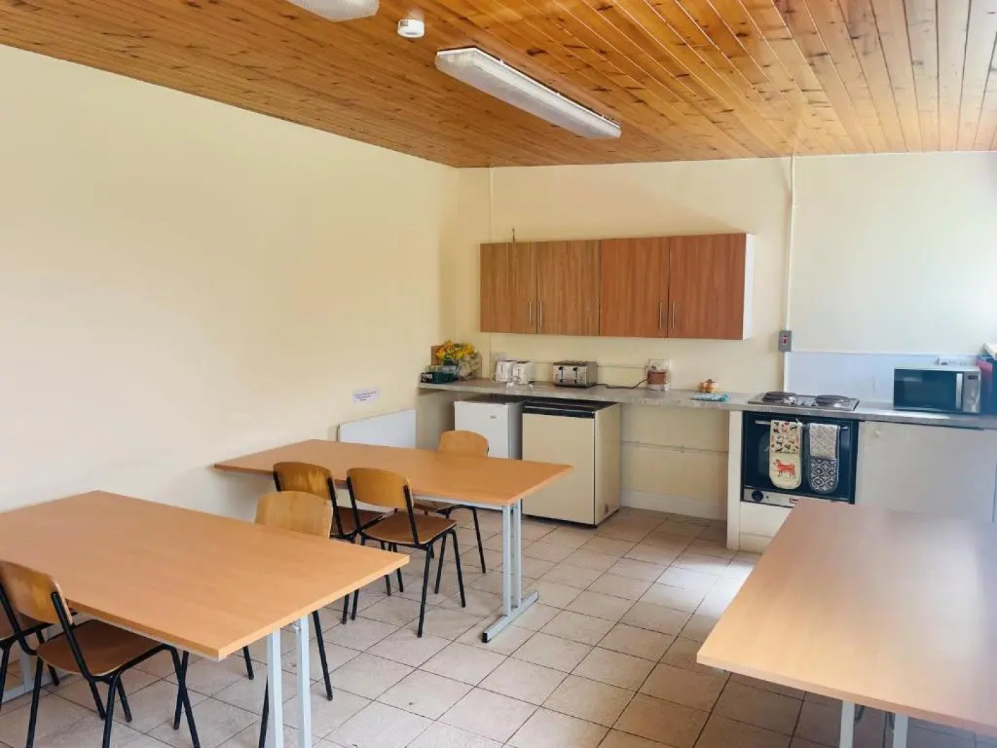 Greenway & Copper Coast Hostel