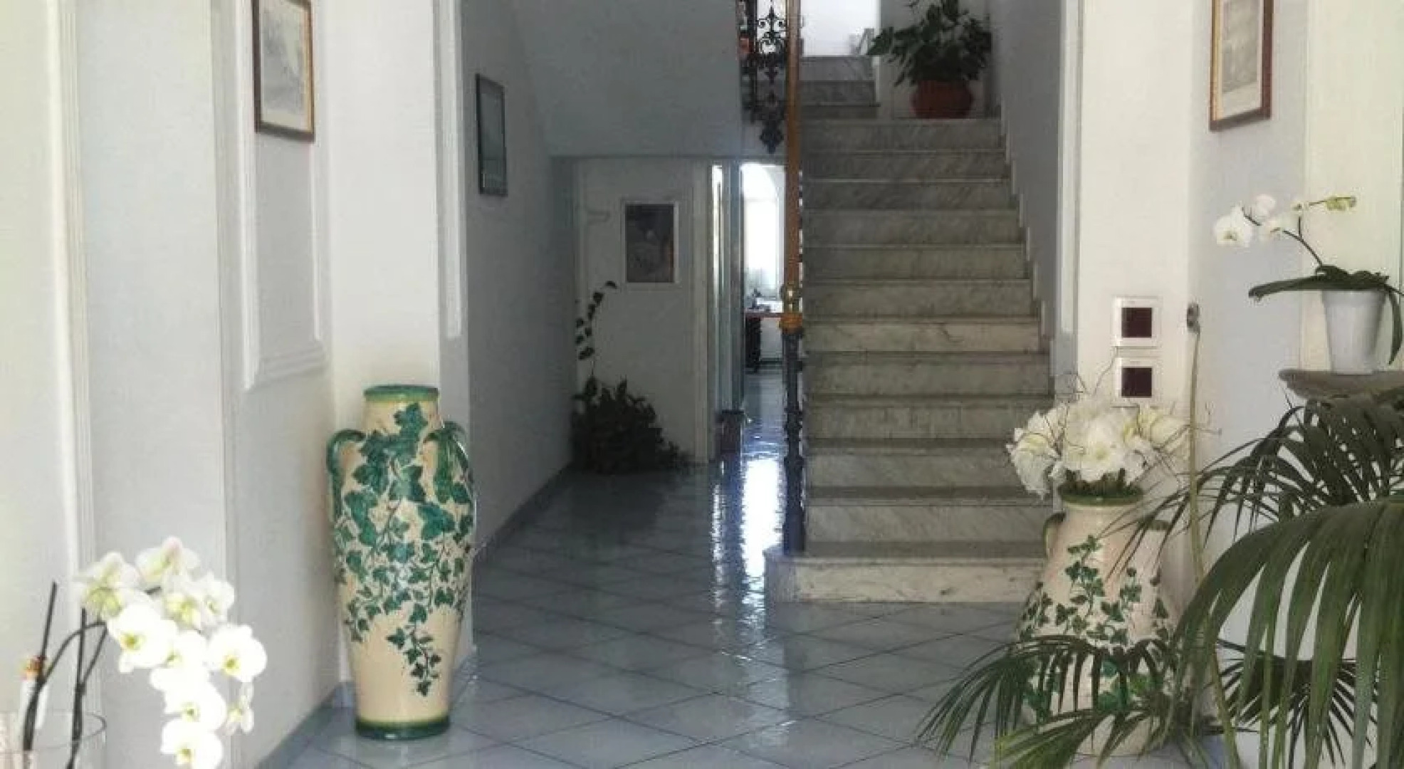 L'Incanto Restaurant & Suites