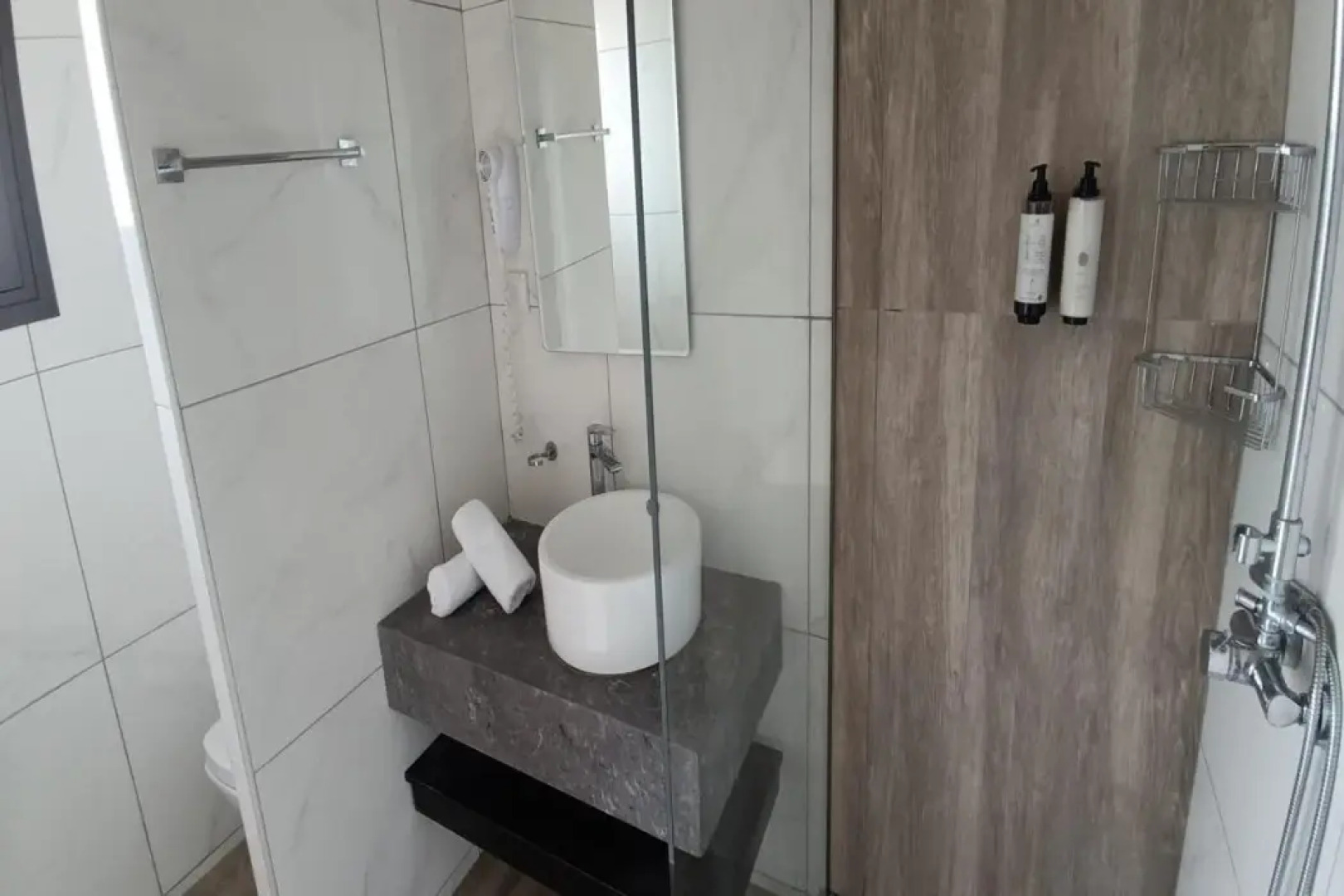 Gennadi Seaside Resort