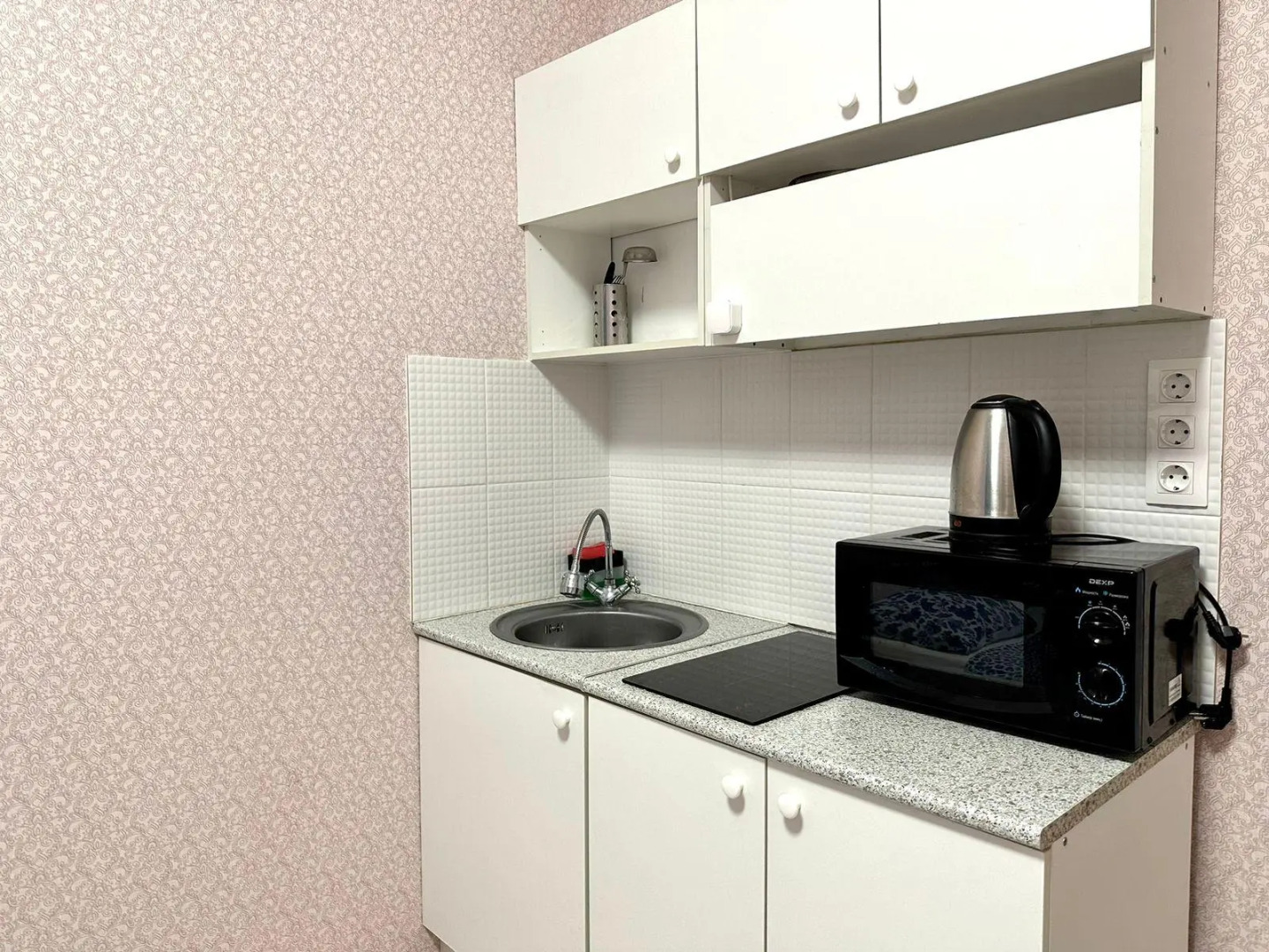 Студии на Кленовом