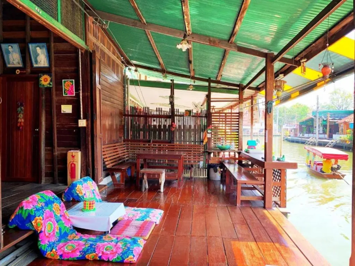 Baanklong Amphawa Homestay