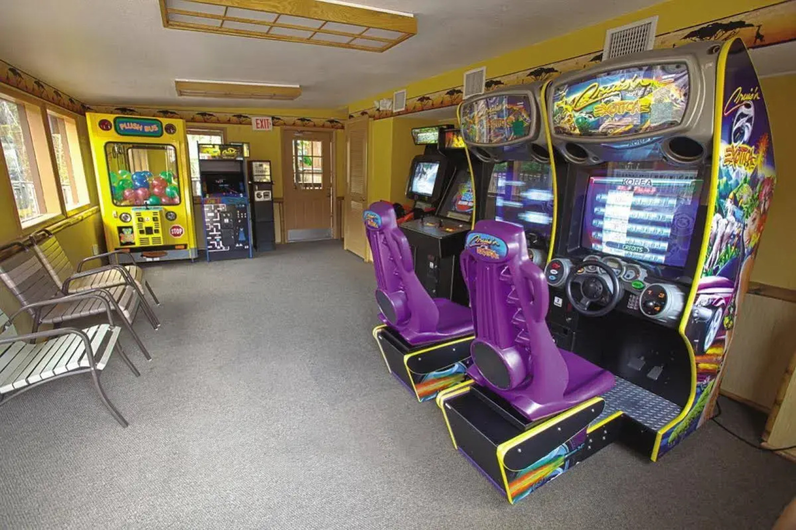 Parkway International Resort