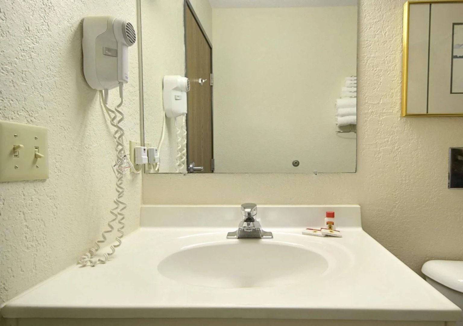 Travelodge by Wyndham Hudsonville