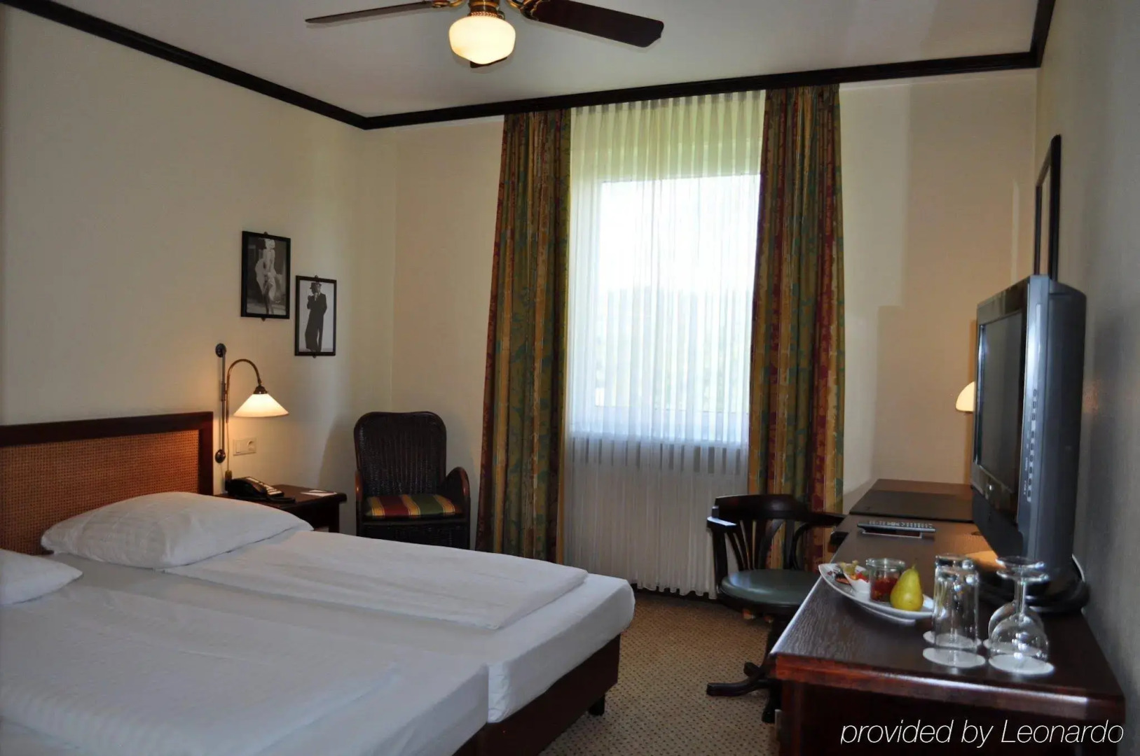 Trans World Hotel Donauwelle