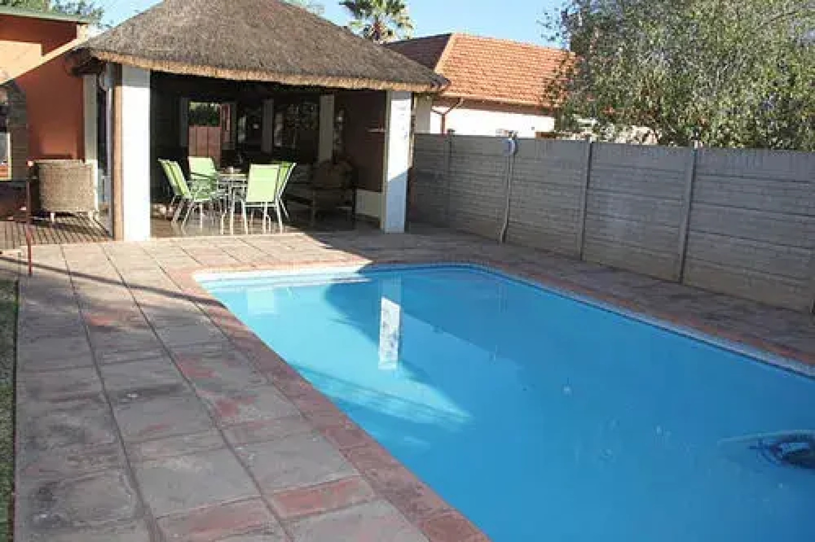 Airport Bed and Breakfast