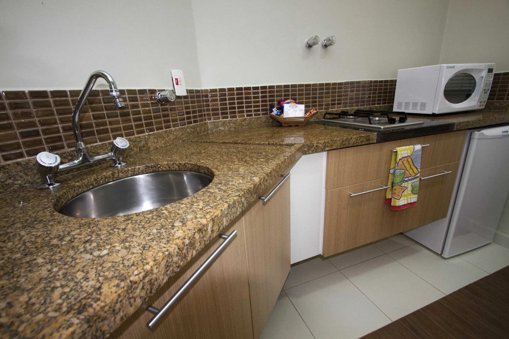 Cosmopolitan Praia Flat