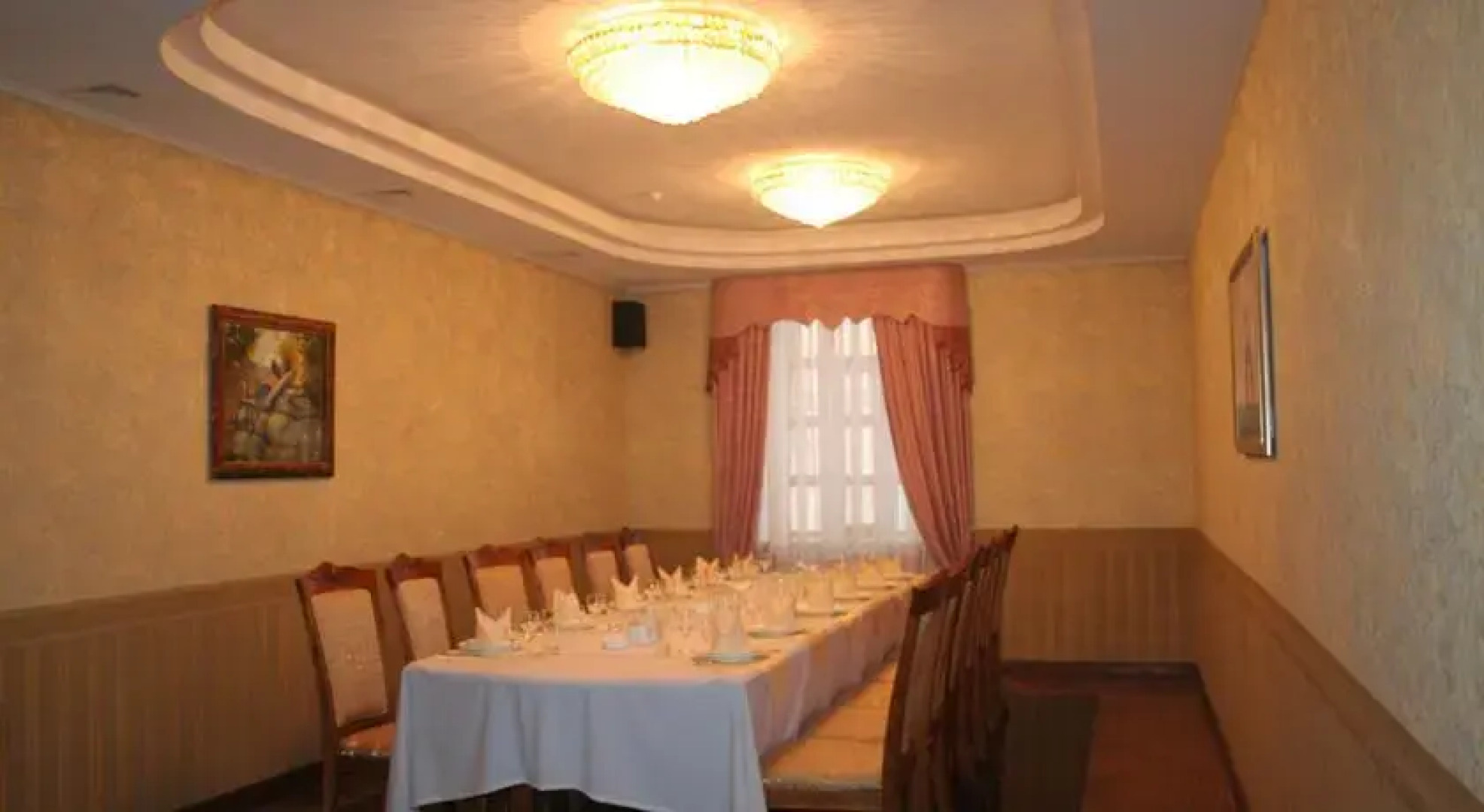 Gostinichnyj kompleks "ZERE"