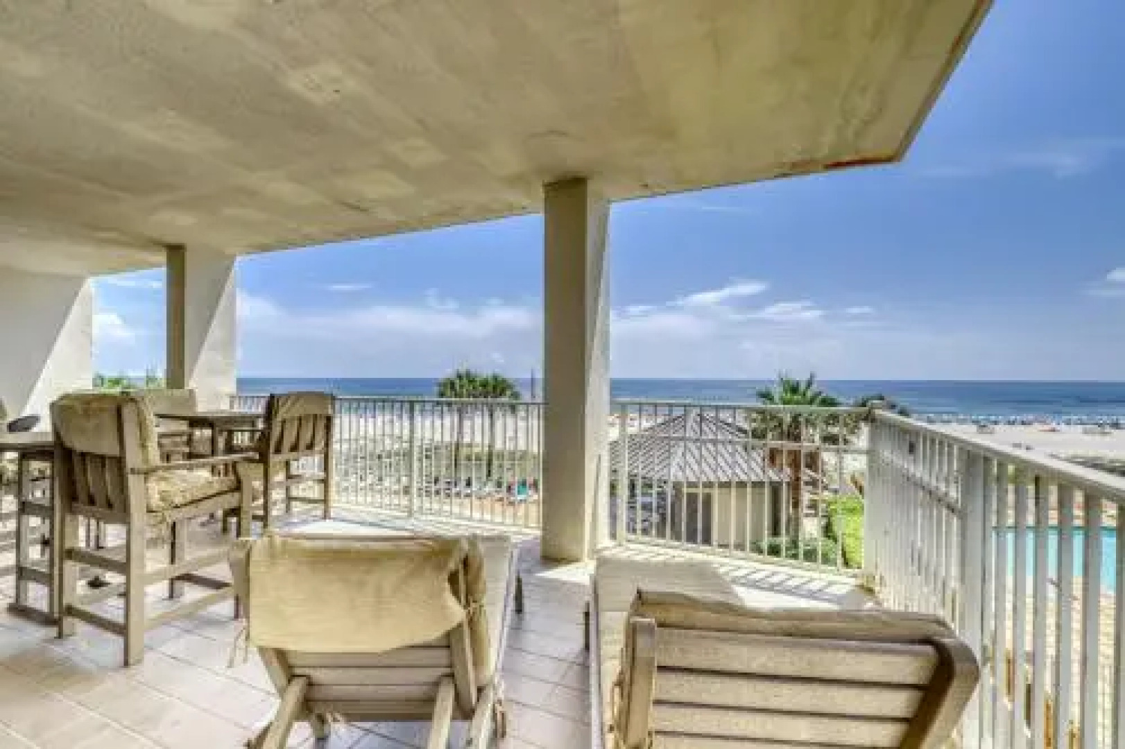 Windward Pointe 1002