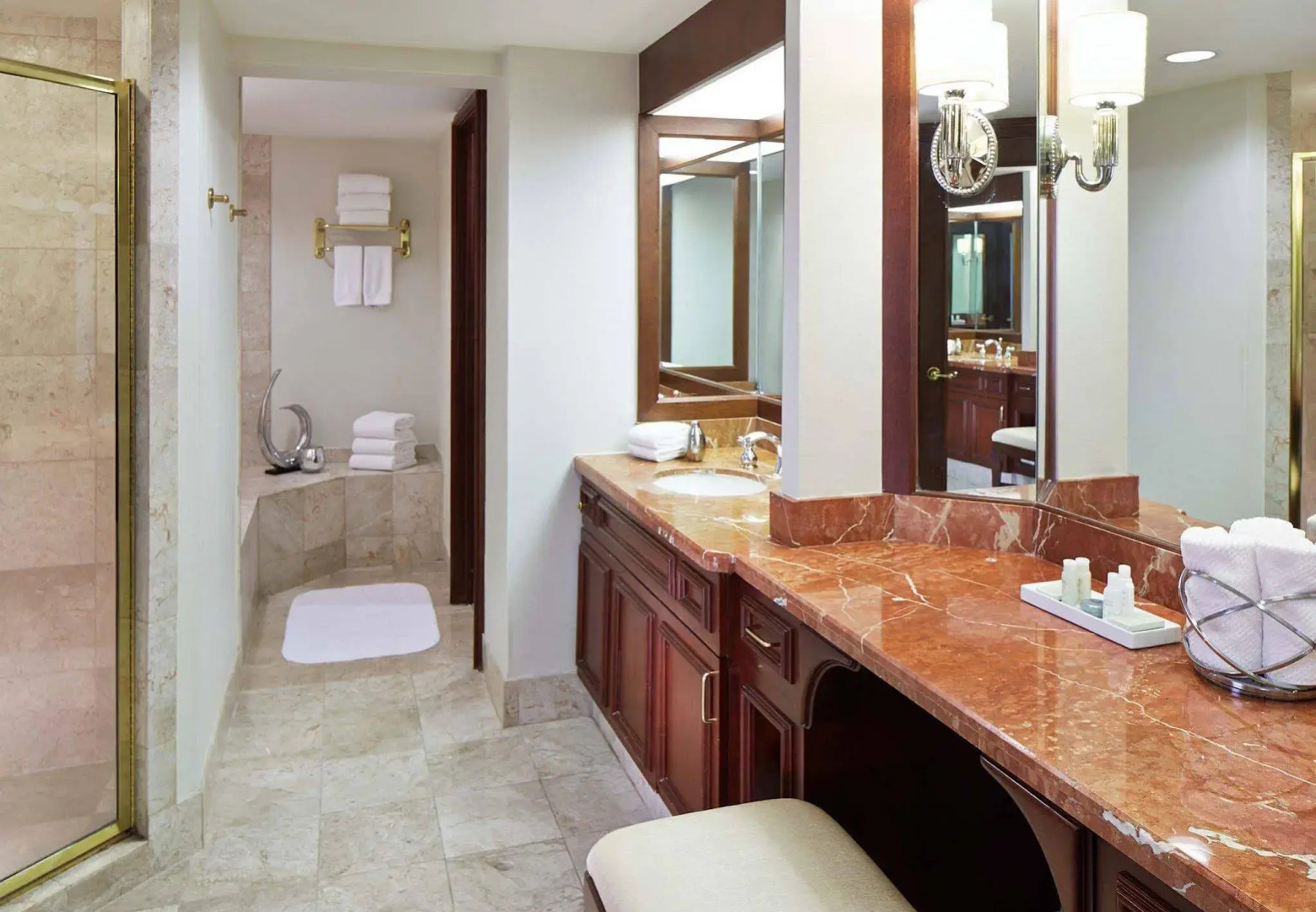 Renaissance Concourse Atlanta Airport Hotel