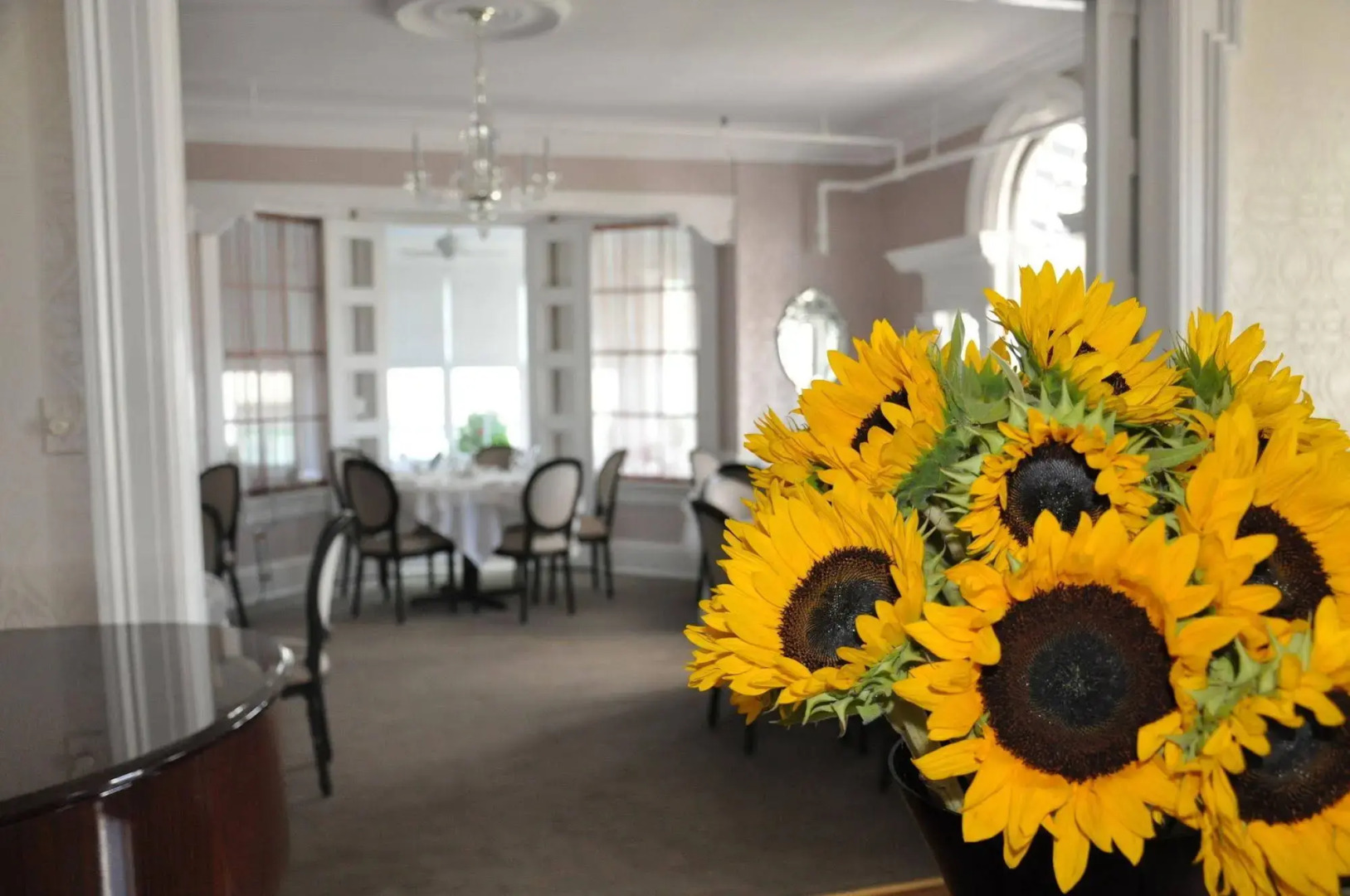 Peter Shields Inn & Restaurant