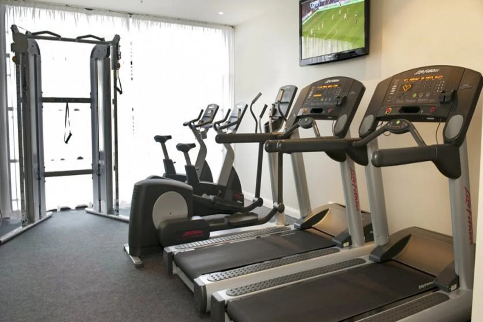 Mantra Hindmarsh Square Adelaide