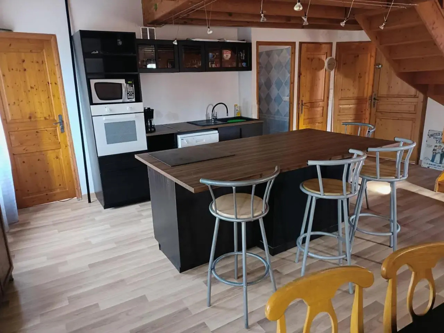 Duplex maison de village, plages, LESCLESDENICOLE