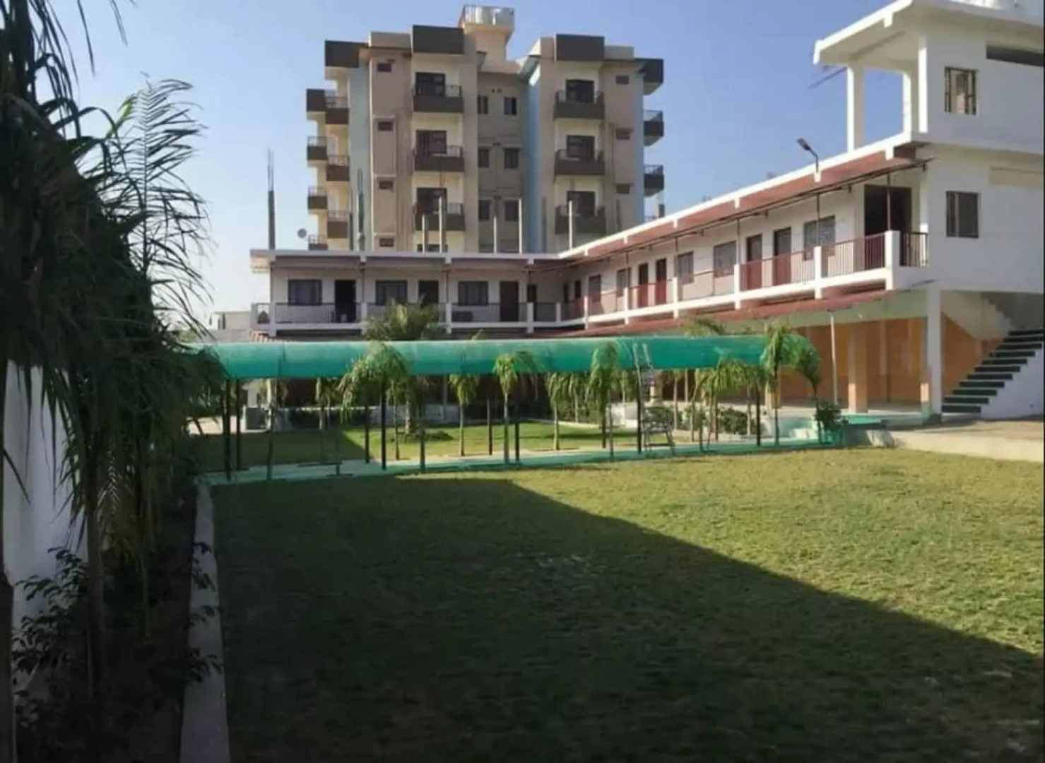 Hotel Trilok