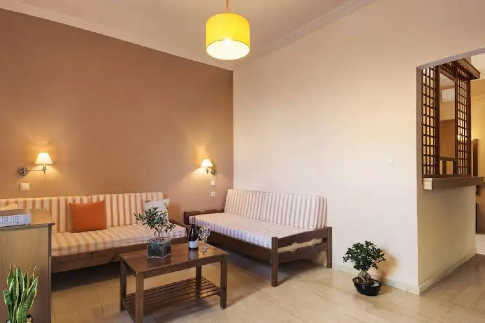 Rea Studios & Apartments