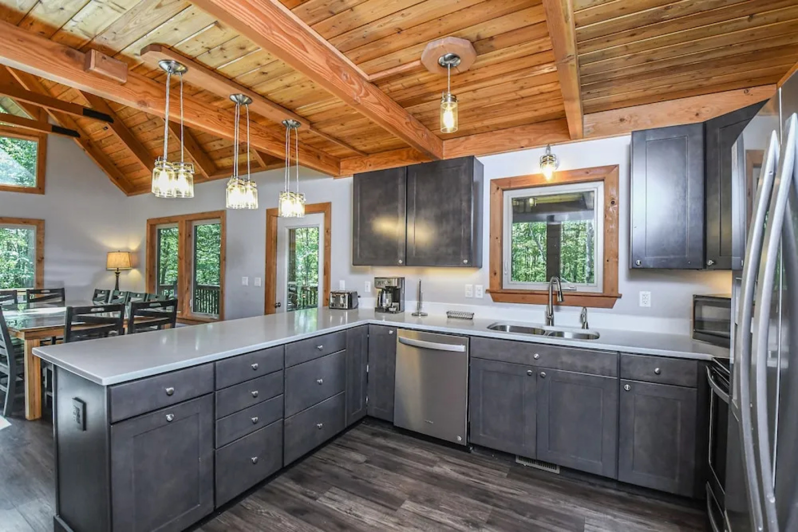 Mountain Crest Villa House