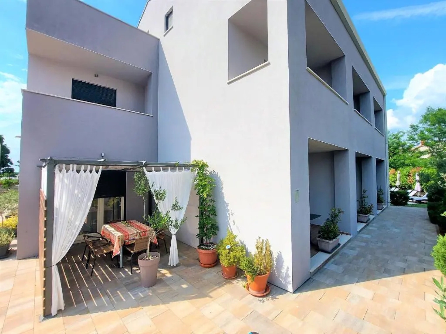 Rooms and Apartments IstraSoley