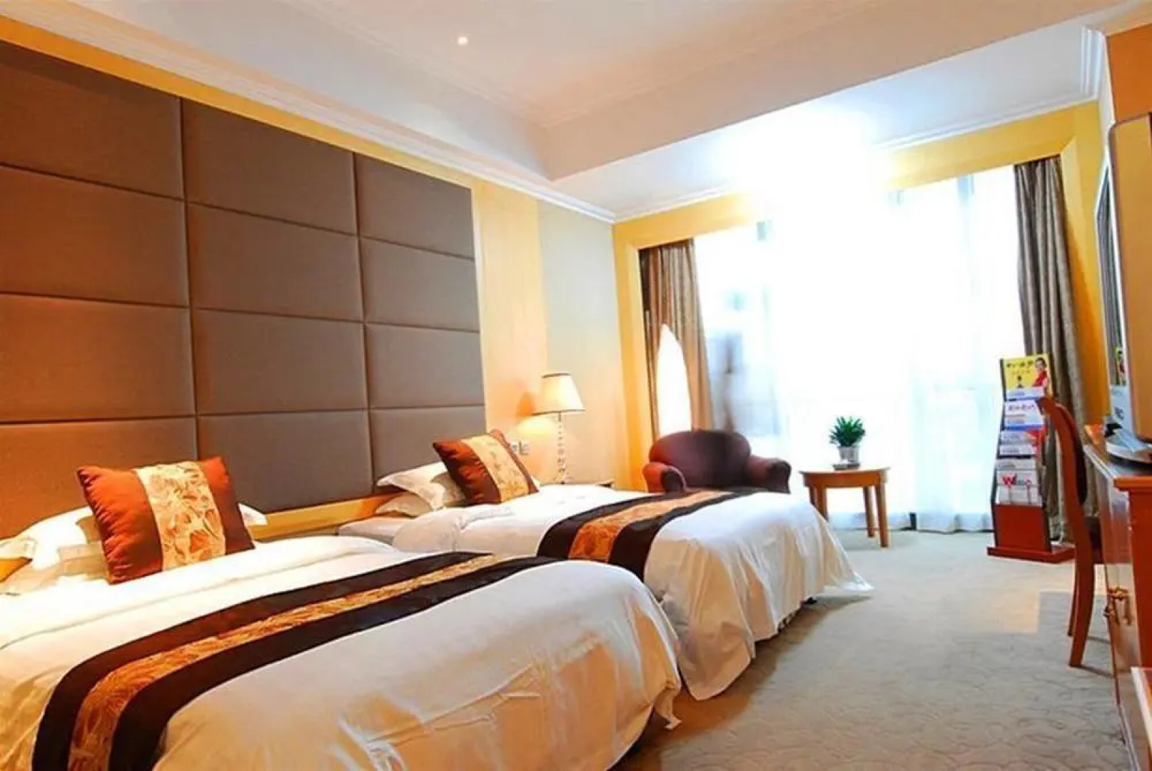 Young Sun Hotel Hebei