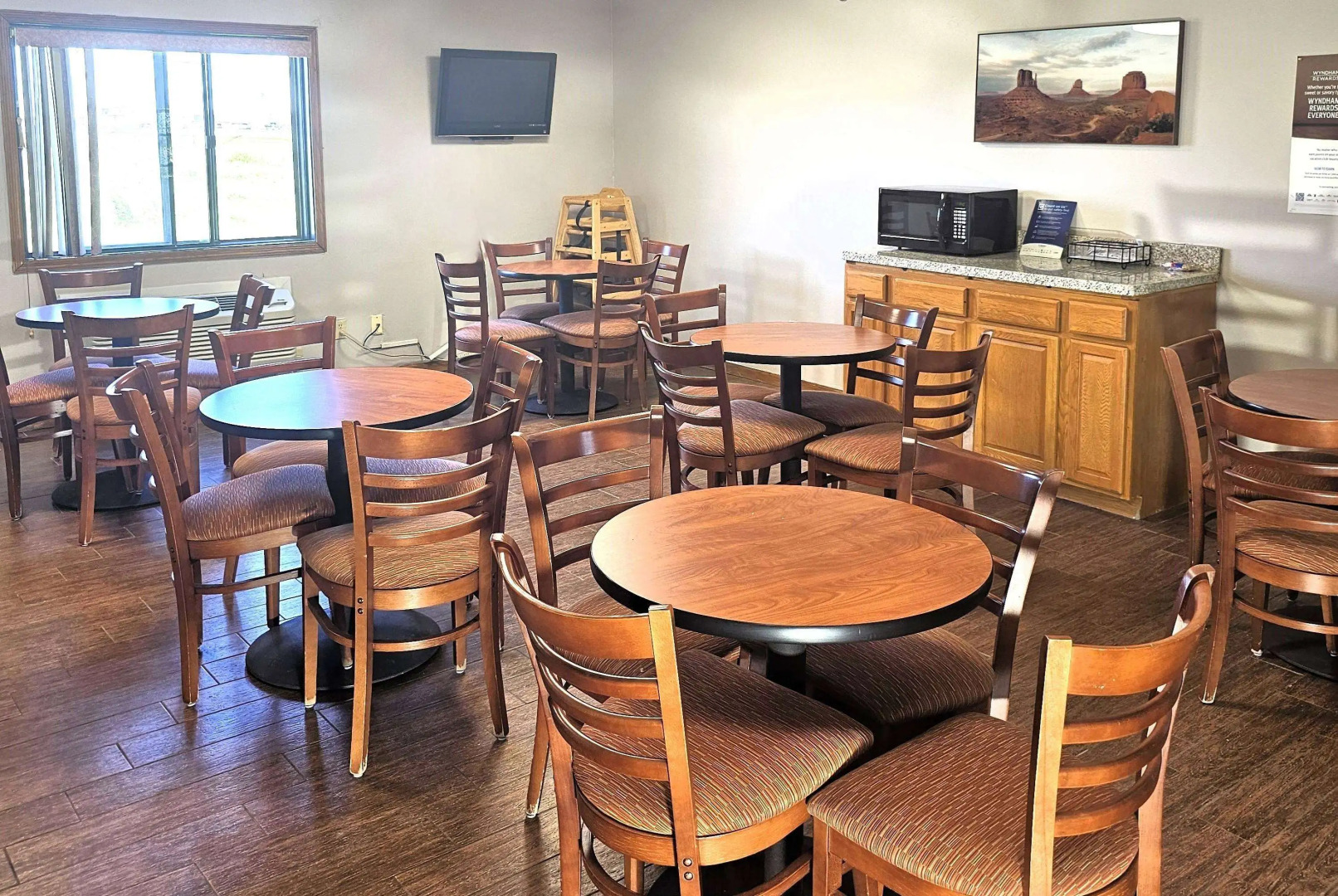 Days Inn by Wyndham North Sioux City