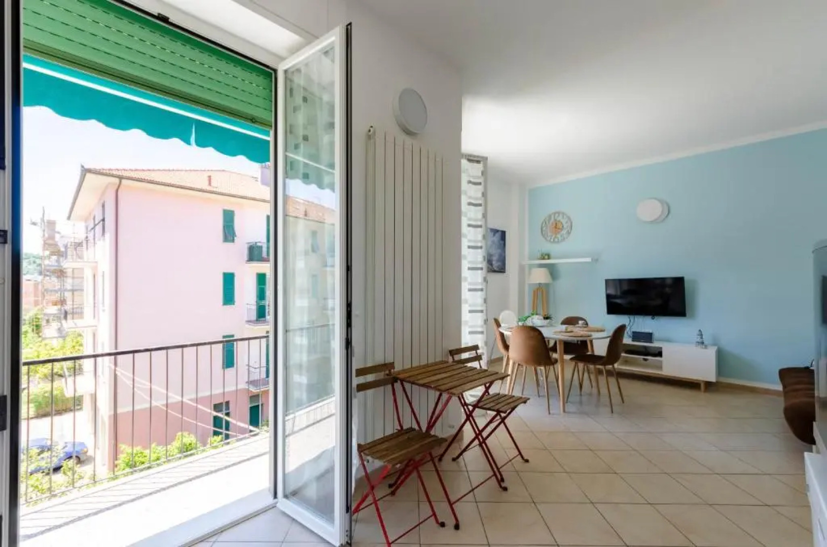 JOIVY Apt For 6, Near Centre, Beach And Train Station